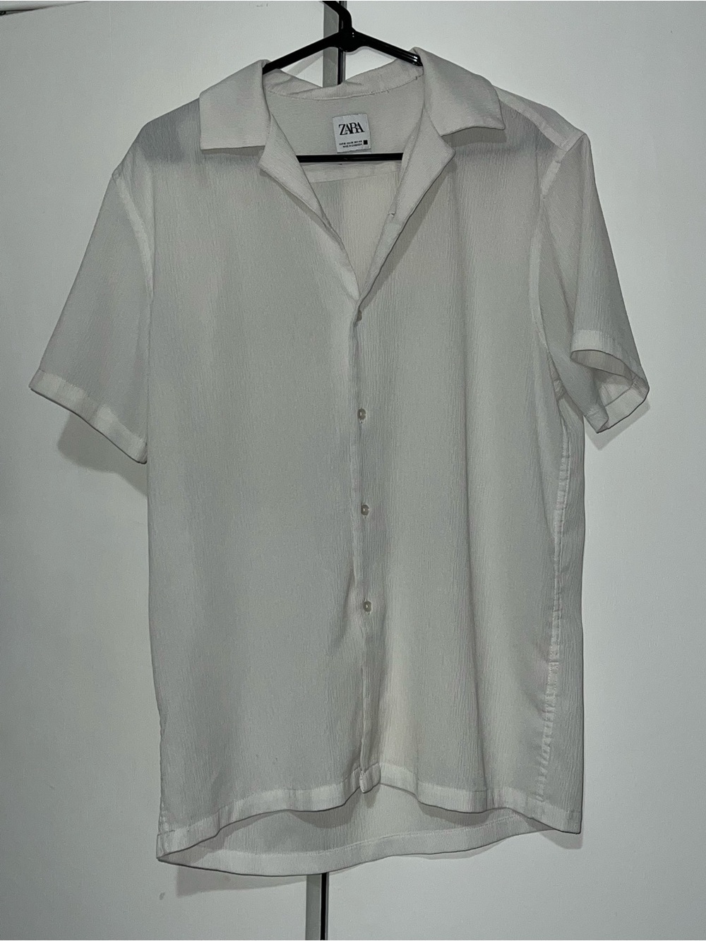 Zara Men’s White Short-Sleeve Button-Up Camp Shirt